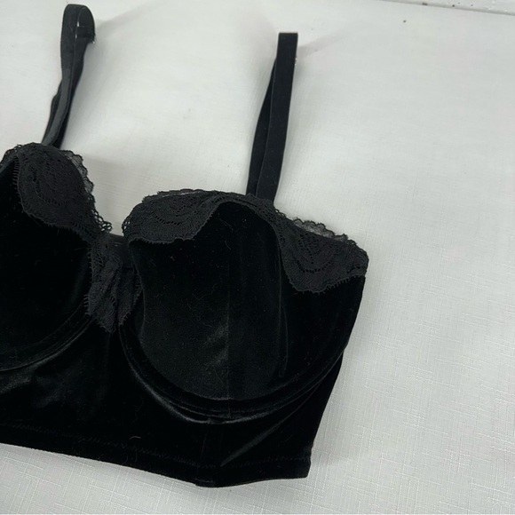 Victoria's Secret Women’s Size 32DD Dream Angels Black Velvet bra - Picture 5 of 12